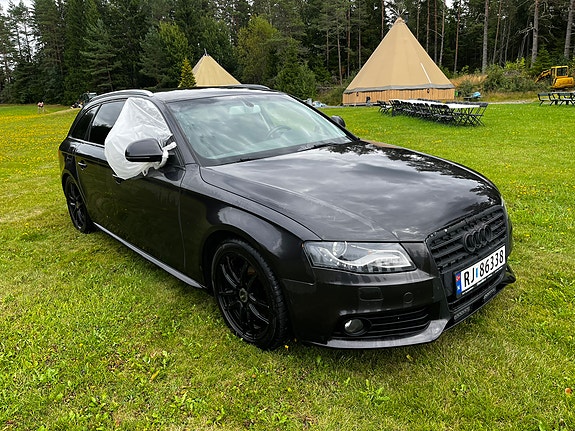 Audi A4 5 of 23