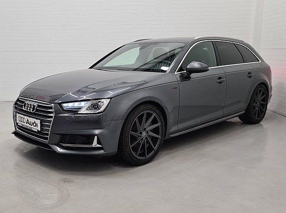 Audi A4 3 of 30