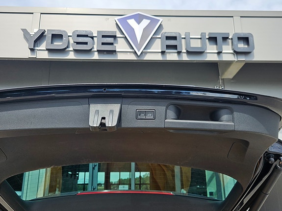 Volkswagen Passat 10 of 18