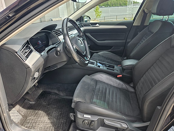 Volkswagen Passat 7 of 18