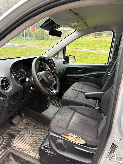 Mercedes-Benz Vito 119 3 of 5