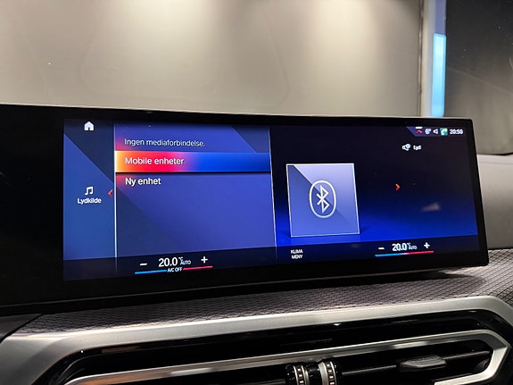 BMW i4 29 of 30