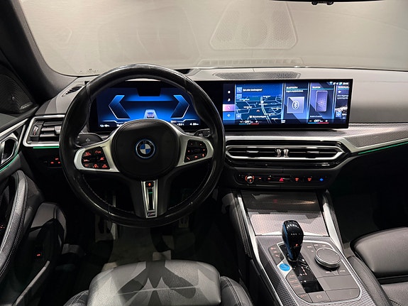 BMW i4 17 of 30