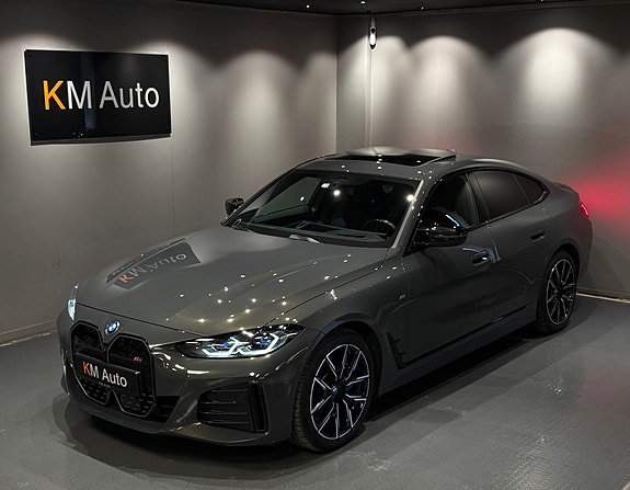 BMW i4 2 of 30