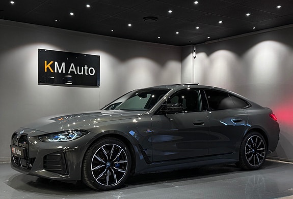 BMW i4 3 of 30