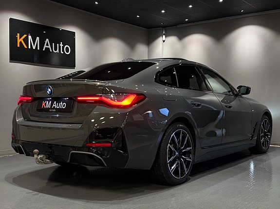 BMW i4 6 of 30