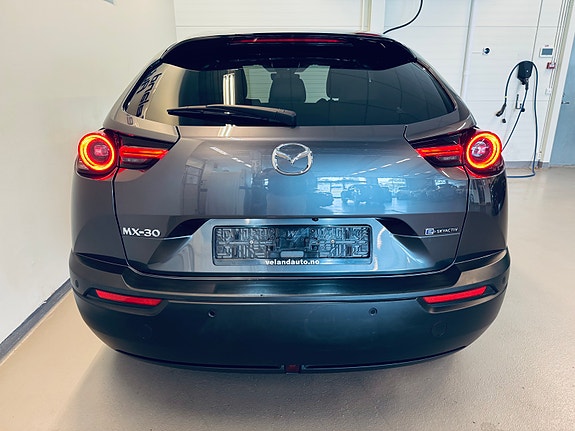 Mazda MX-30 9 of 28