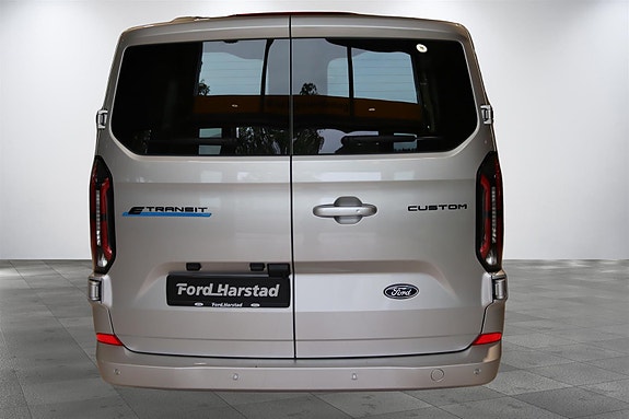 Ford E-Transit Custom 320S 4 of 5