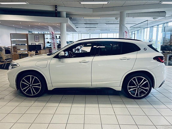 BMW X2 2 of 5