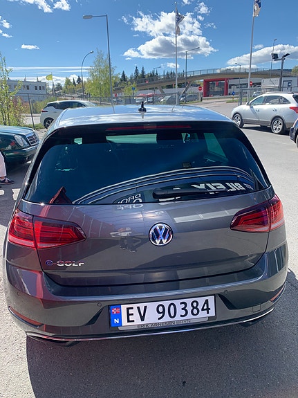Volkswagen e-Golf VII 5 of 6