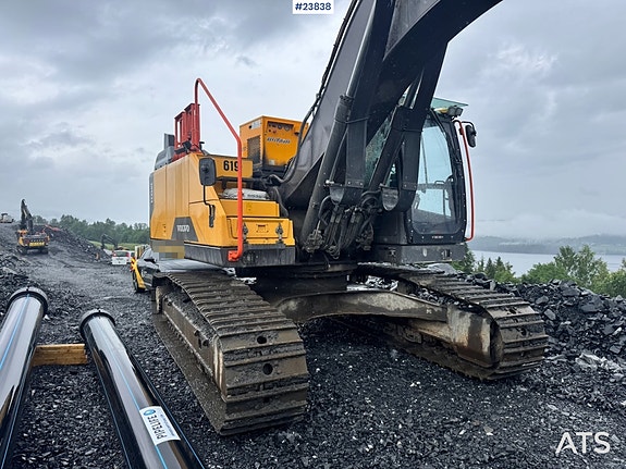 Volvo EC250EL Gravemaskin m/ Boretårn, GPS, Rototilt og 2 skuffer. SE VIDEO 12 of 30