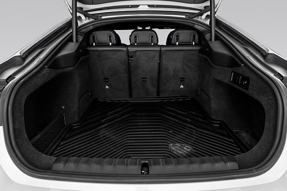 BMW i4 16 of 30