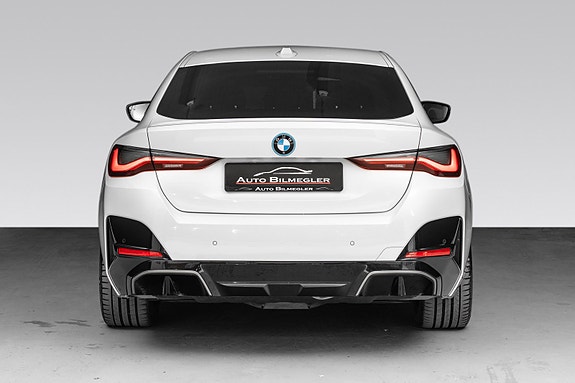 BMW i4 6 of 30