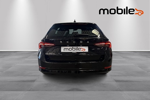 Skoda Octavia 4 of 5