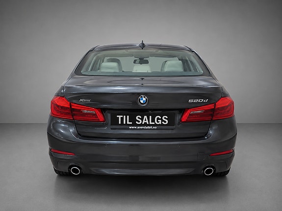 BMW 520d 4 of 5
