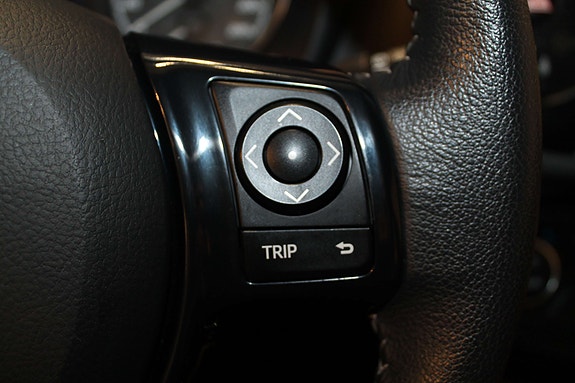 Toyota Yaris 25 of 30