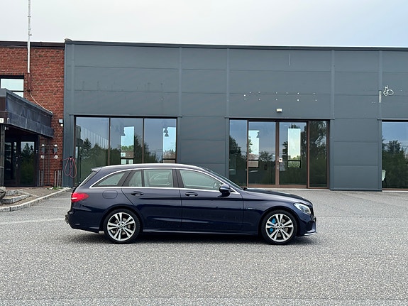 Mercedes-Benz C350 e 12 of 30