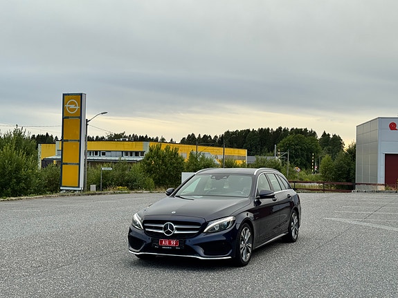 Mercedes-Benz C350 e 15 of 30