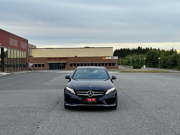 Mercedes-Benz C350 e 4 of 30