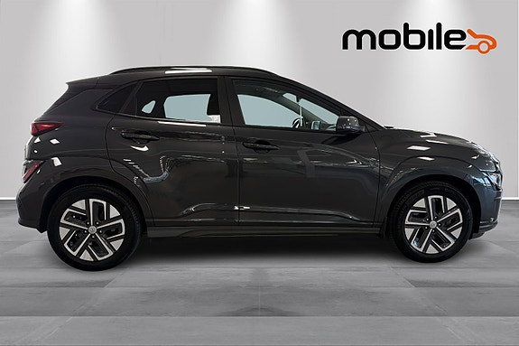 Hyundai Kona 2 of 5