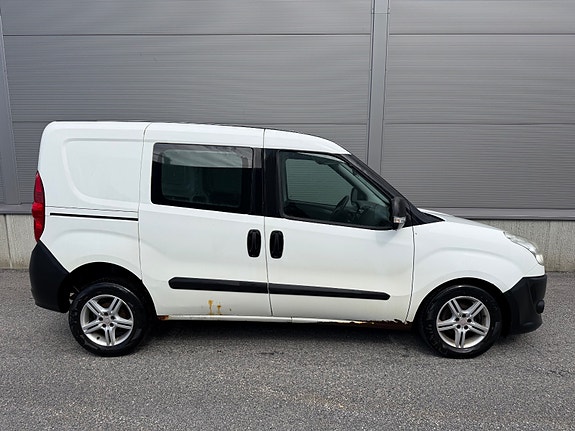 Fiat Doblo 2 of 10