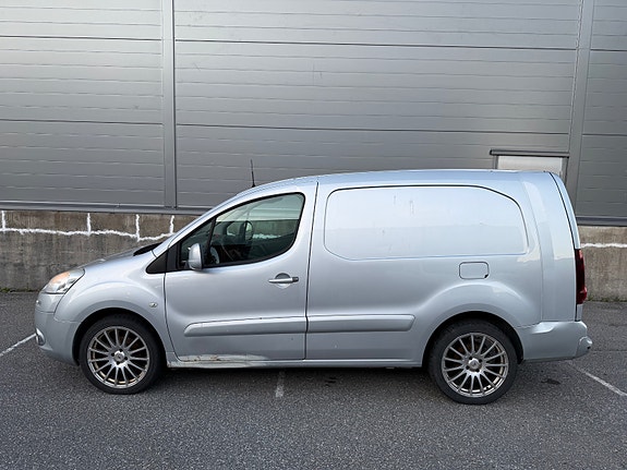 Peugeot Partner 3 of 5