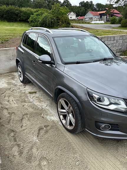 Volkswagen Tiguan 10 of 16