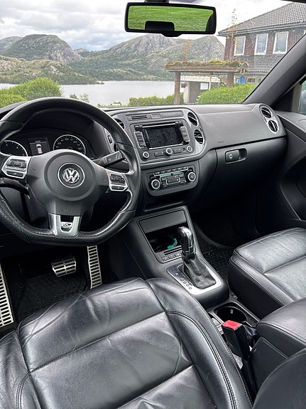 Volkswagen Tiguan 4 of 16