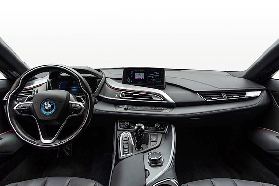 BMW i8 18 of 30