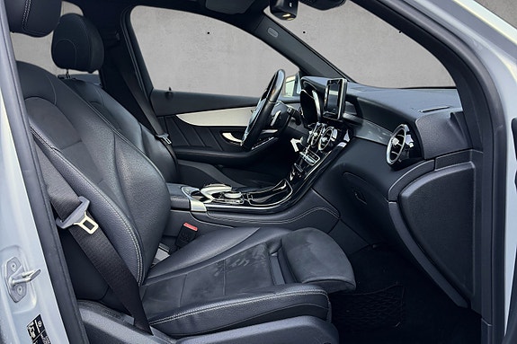 Mercedes-Benz GLC220 d 17 of 22