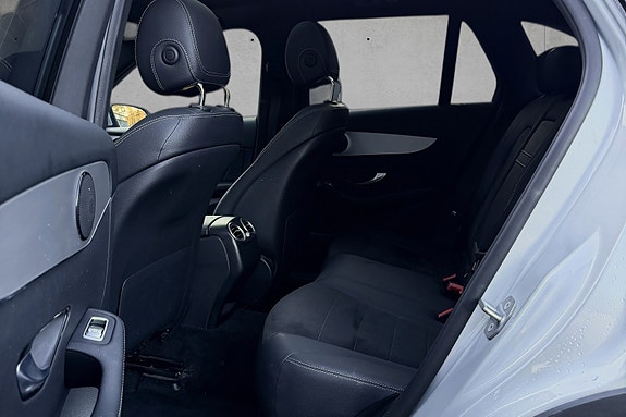 Mercedes-Benz GLC220 d 19 of 22