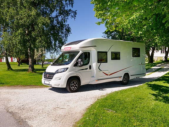 Challenger 398XL GENESIS FIAT M 6 of 30