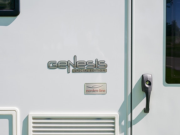 Challenger 398XL GENESIS FIAT M 12 of 30