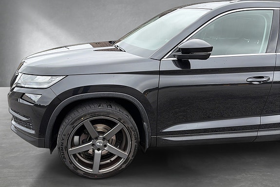 Skoda Kodiaq 2 of 5