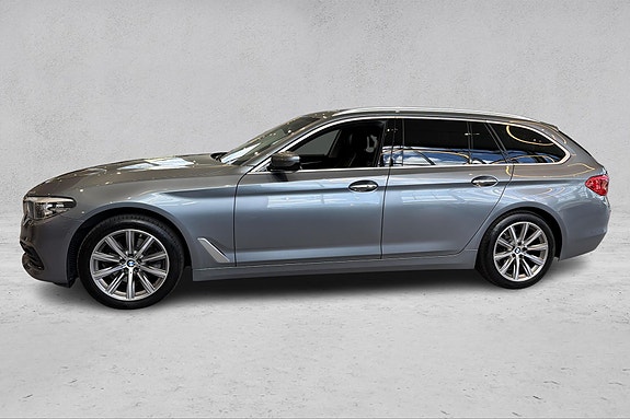 BMW 520d 2 of 5
