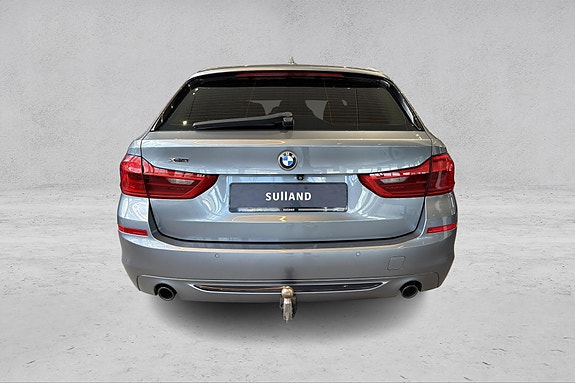 BMW 520d 4 of 5