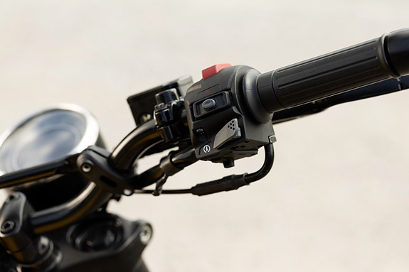 BSA Scrambler 650 Raven Black KAMPANJE *Nyhet 2026/5 år garan 17 of 30