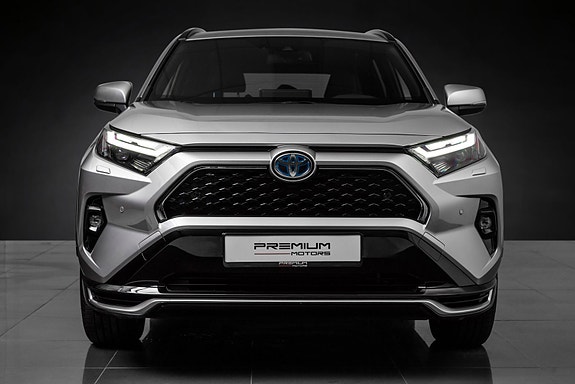Toyota RAV4 3 of 5