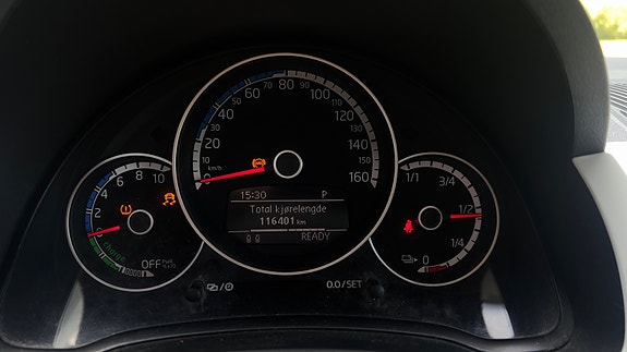 Volkswagen UP! 17 of 17