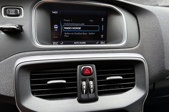 Volvo V40 19 of 20