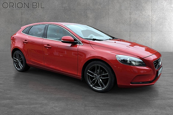 Volvo V40 11 of 20