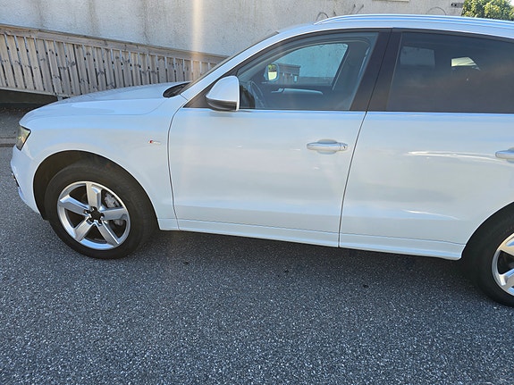 Audi Q5 7 of 30