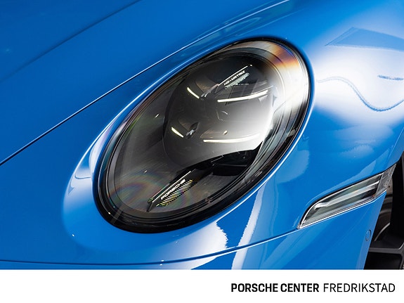 Porsche 911 Targa 4 GTS 14 of 30