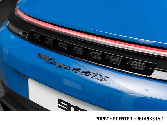 Porsche 911 Targa 4 GTS 22 of 30