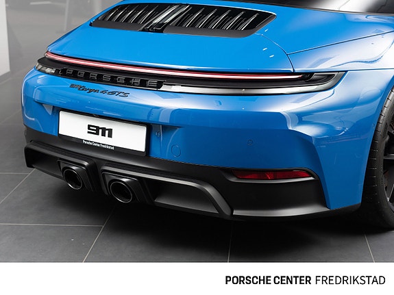 Porsche 911 Targa 4 GTS 20 of 30