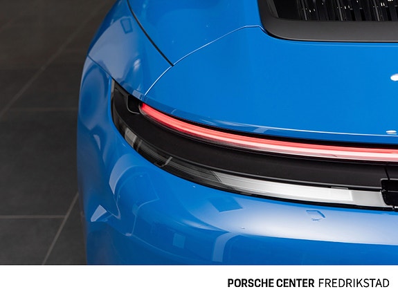 Porsche 911 Targa 4 GTS 29 of 30