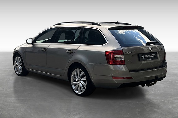 Skoda Octavia 4 of 5