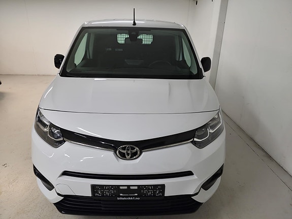 Toyota Proace City 2 of 5