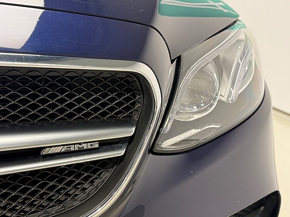 Mercedes-Benz E53 7 of 30