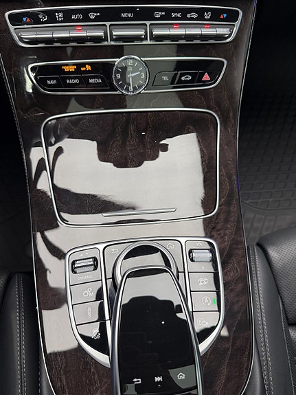 Mercedes-Benz E53 26 of 30